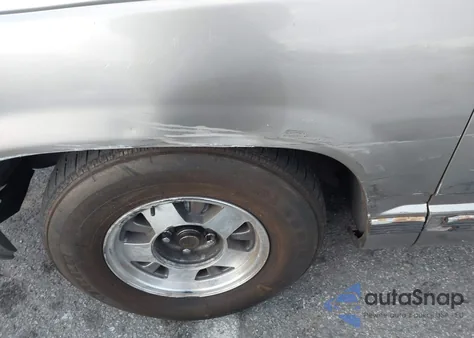 1998 Chevrolet C1500 Fleetside from USA, damaged, VIN 1GCEC19M1WR153189